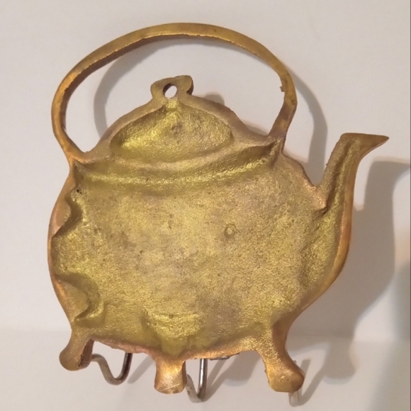 Vintage Brass Teapot Wall Hanging 3 Hooks Wall Mounted Keys / Pot Holders - Picture 3 of 3